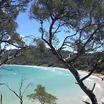In By The Sea * Carqueiranne